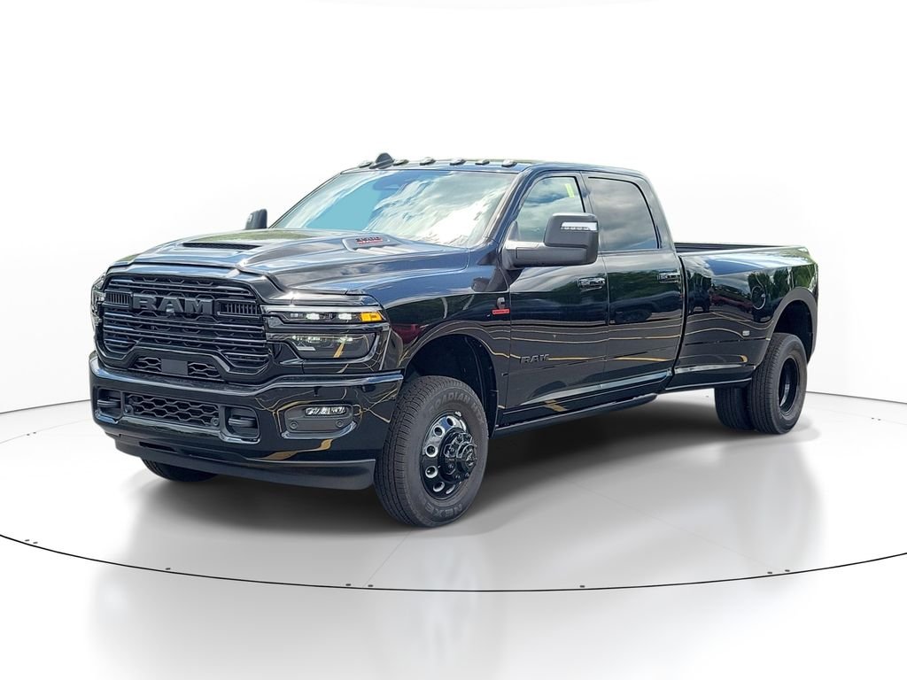 New 2026 Diamond Black Crystal Pearl-Coat Exterior Paint RAM Laramie image 2