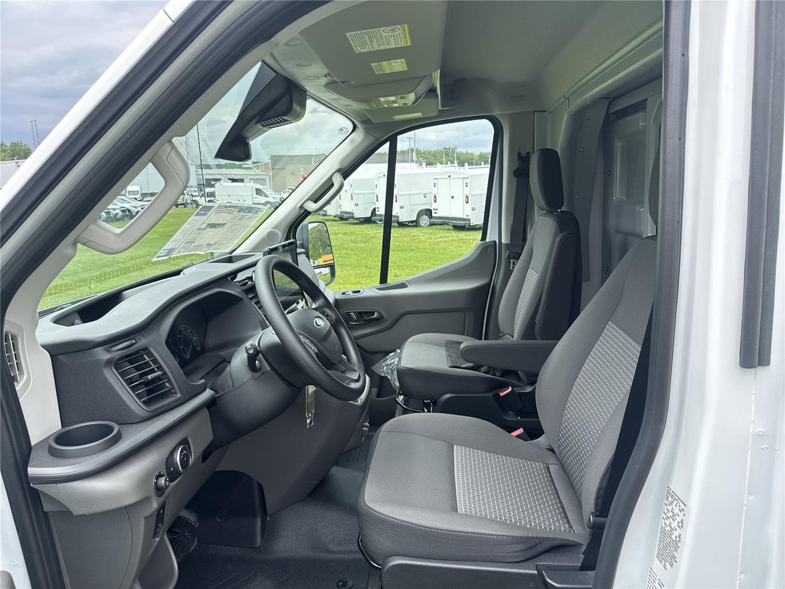 2024 Ford Transit Cutaway Base - Photo 13