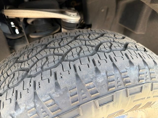 Used 2024 Shadow Black Ford XLT image 33