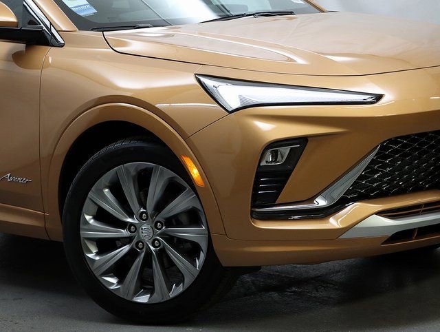 View vehicle photo 3