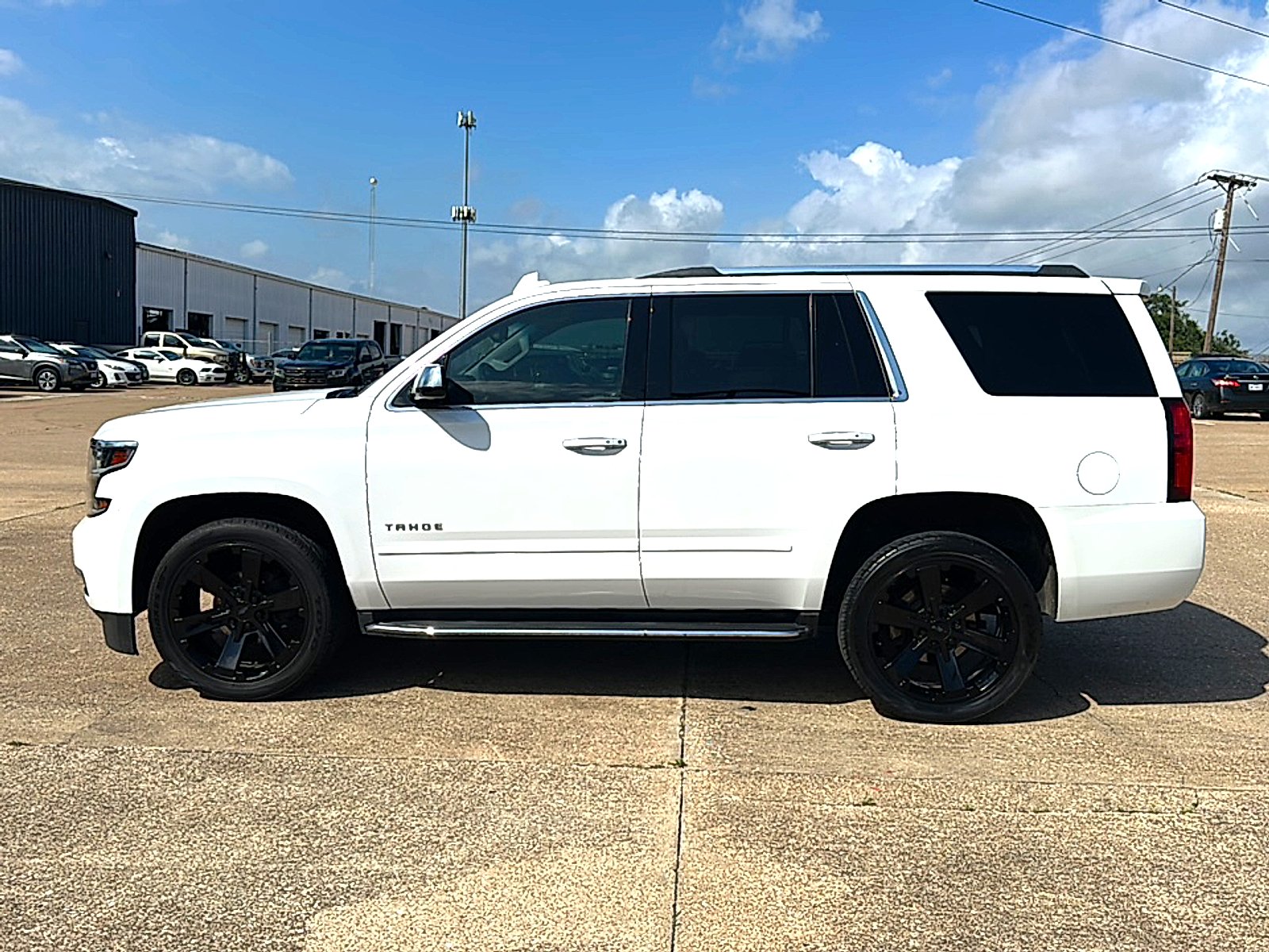 Used 2020 Summit White Chevrolet 2WD Premier image 5