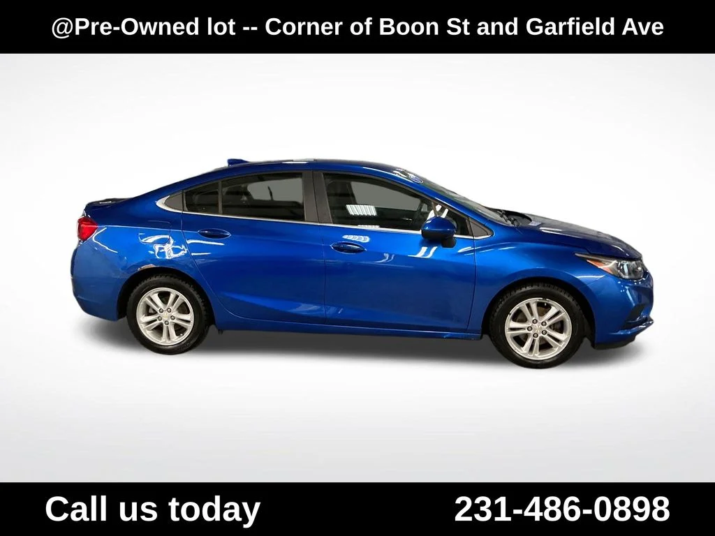 Used 2017 Blue Chevrolet LT image 6