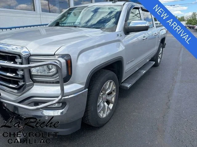 2017 GMC Sierra 4WD Crew Cab Short Box SLT's photo