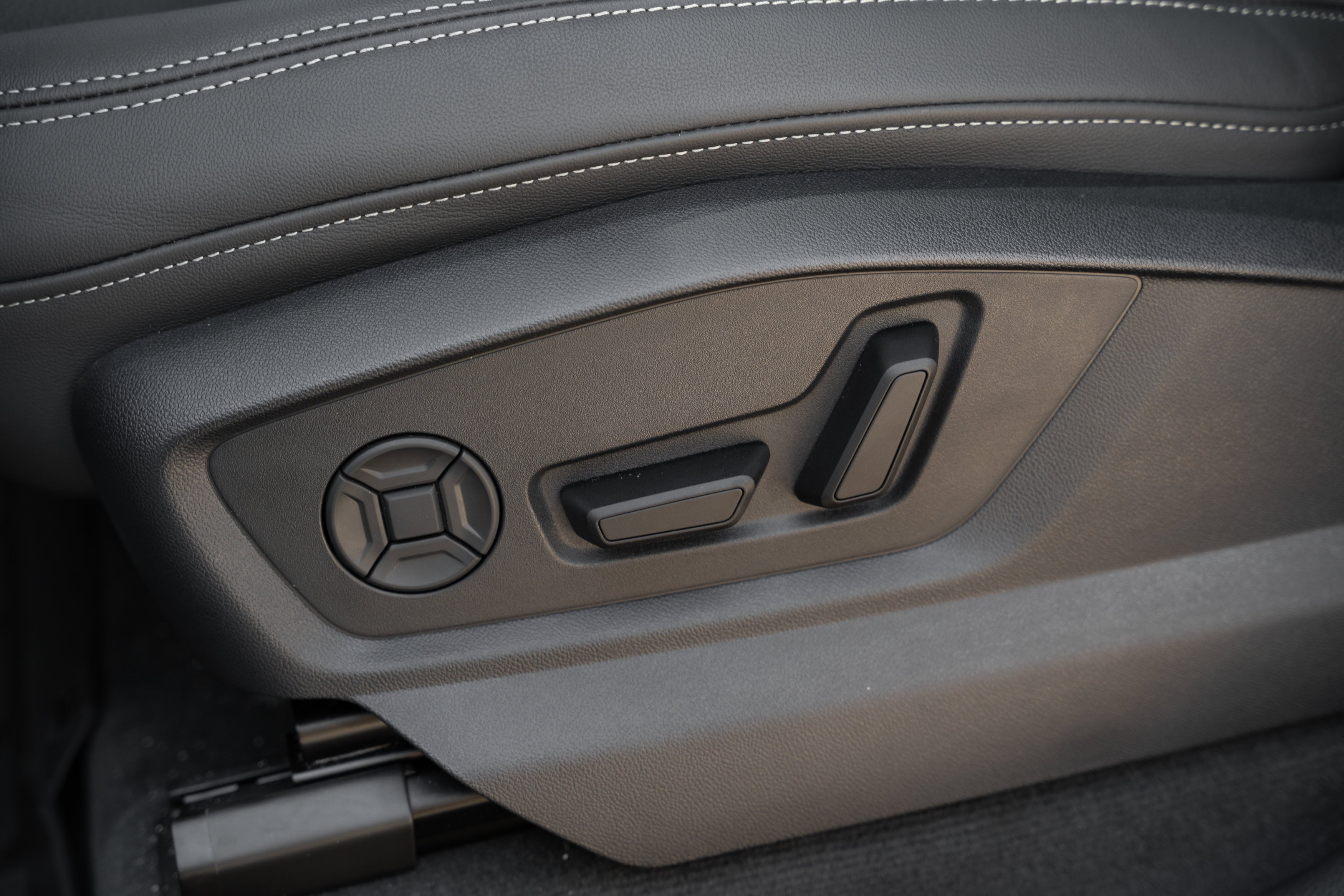 2026 Audi Q8 Premium Plus - Photo 23