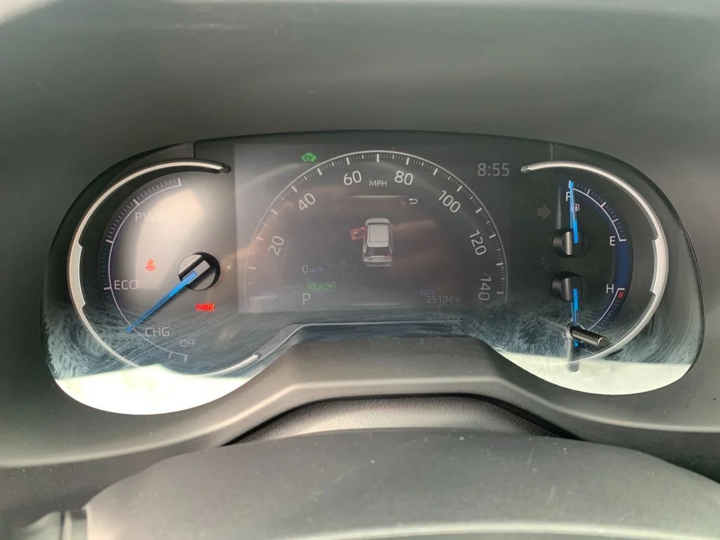 Used 2025 Silver Toyota XLE image 29
