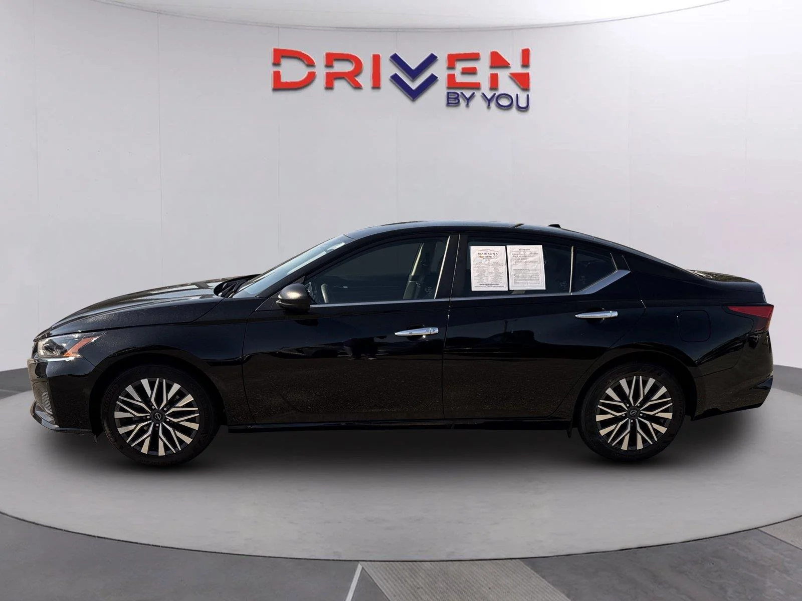 Used 2025 Super Black Nissan SV image 6