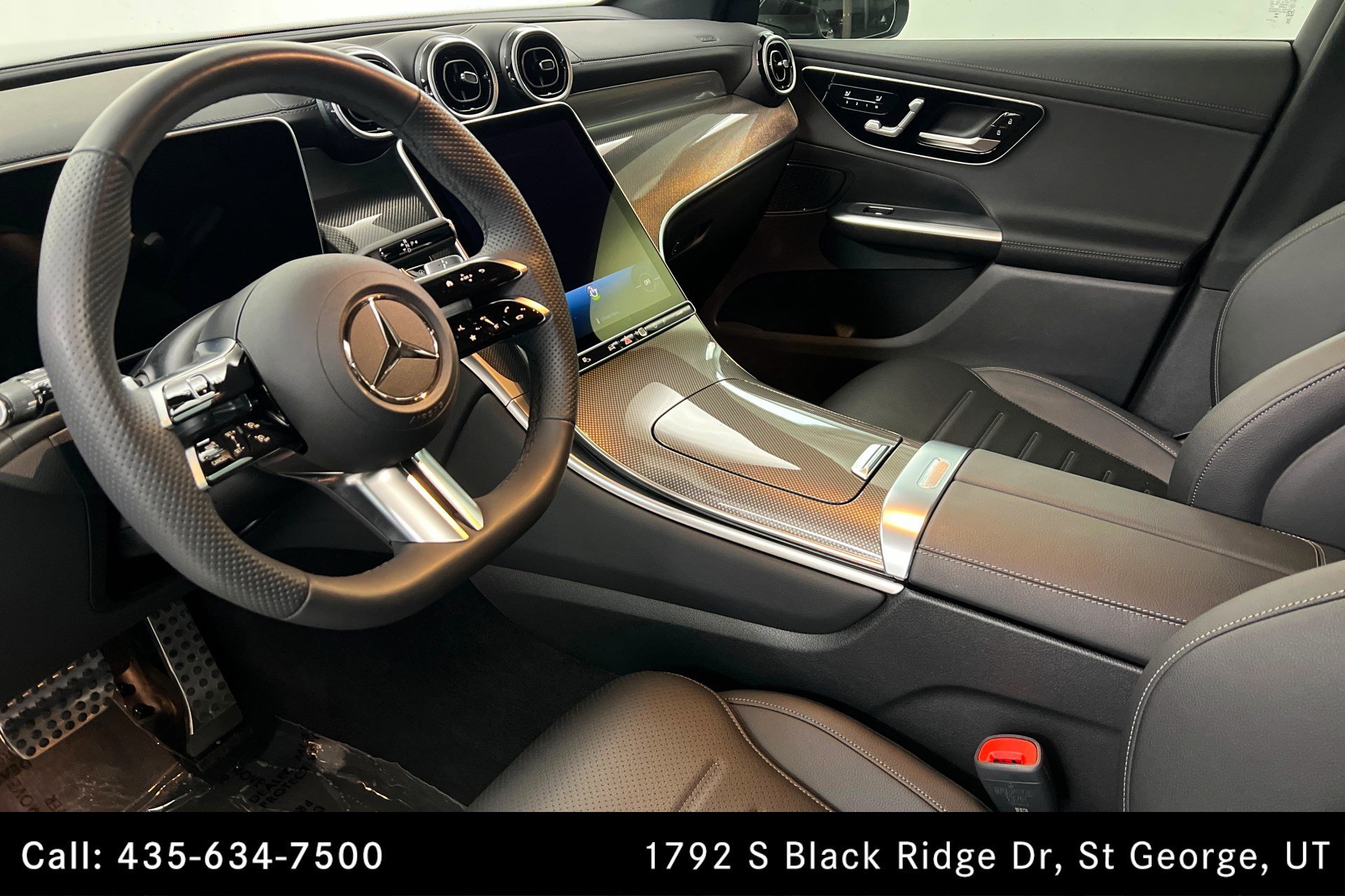 Certified Used 2026 Black Mercedes-Benz GLC 300 image 16
