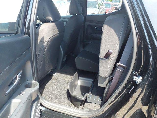 New 2026 Phantom Black Hyundai SE image 11