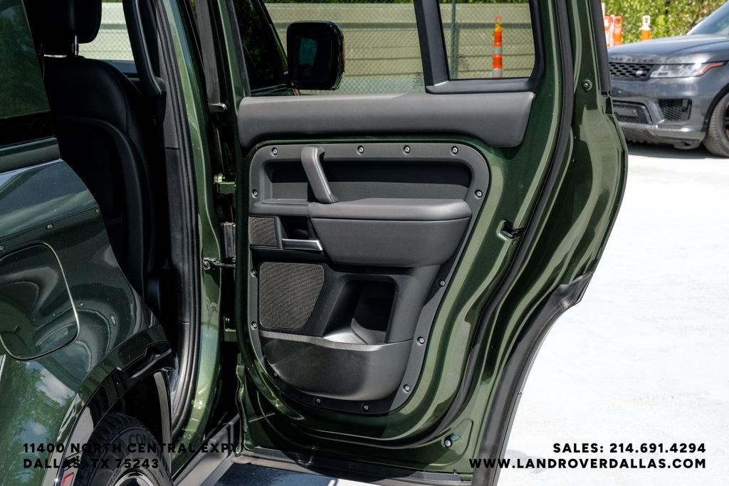 New 2026 Woolstone Green Metallic Land Rover X-Dynamic SE image 56