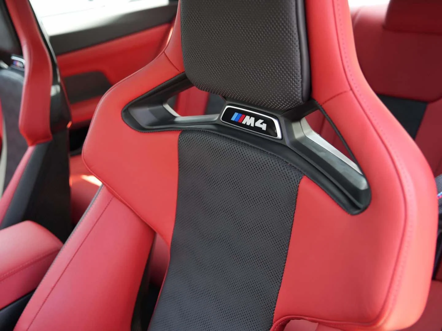Used 2025 Dravit Grey Metallic BMW Coupe image 18