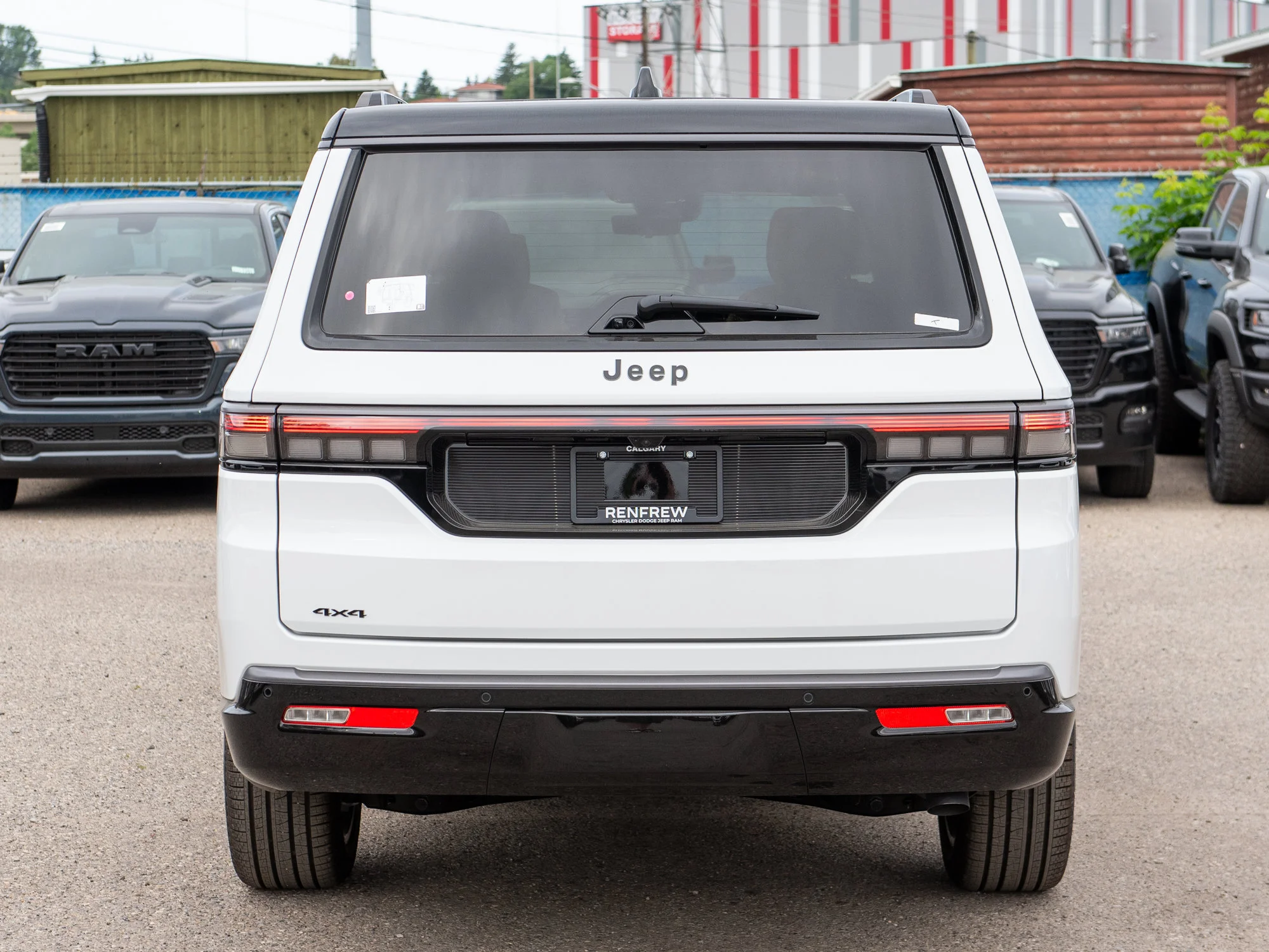 New 2026 White Jeep Summit Reserve* image 5