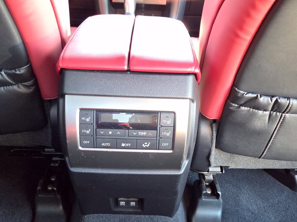 Used 2023 Gray Pearl Lexus 460 Premium image 33