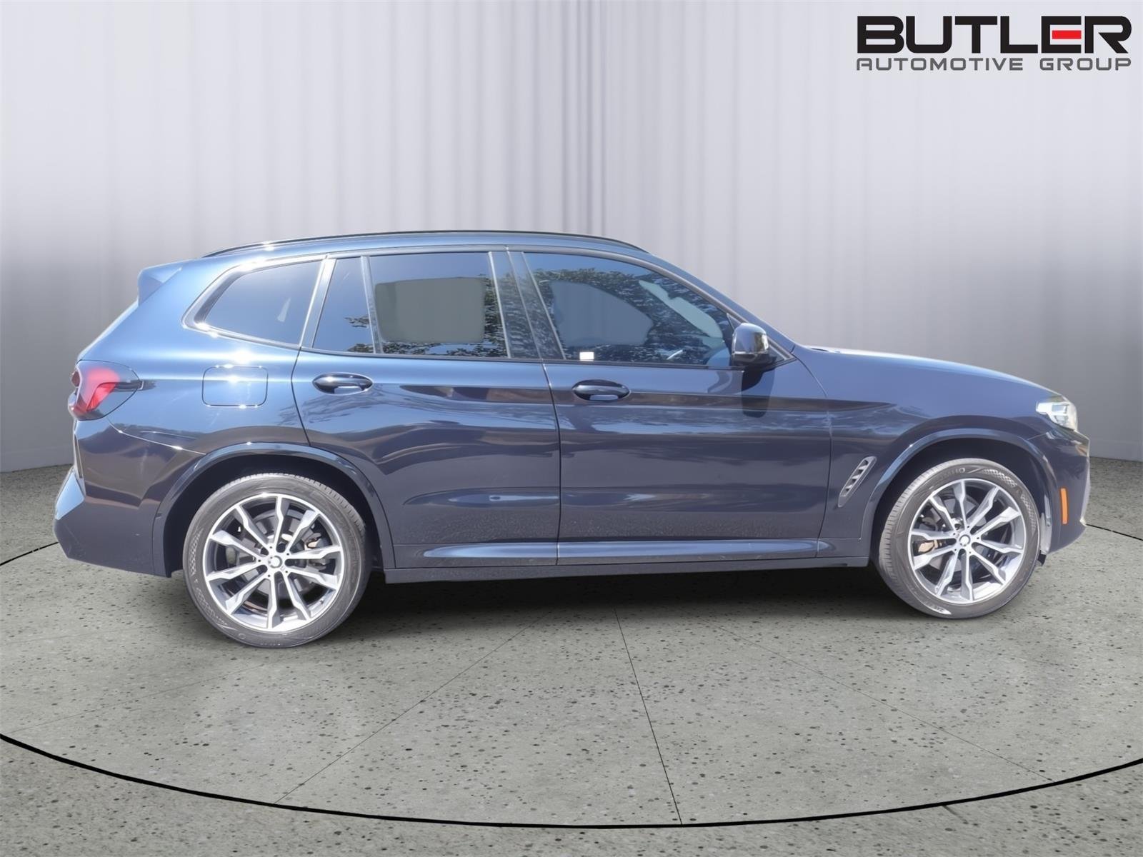 Used 2022 Carbon Black Metallic BMW xDrive30i image 8