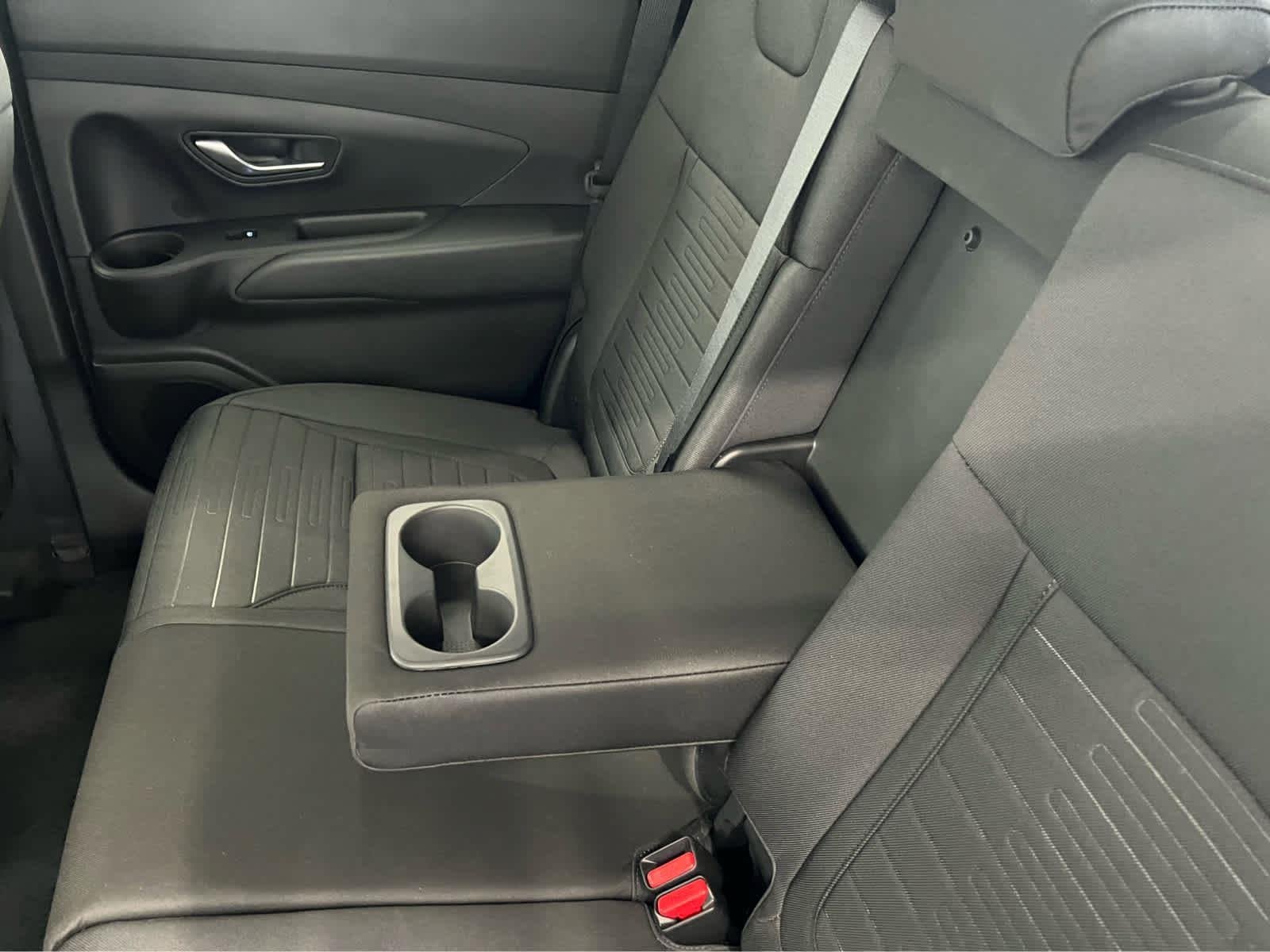 Used 2025 Sage Gray Hyundai SE image 30