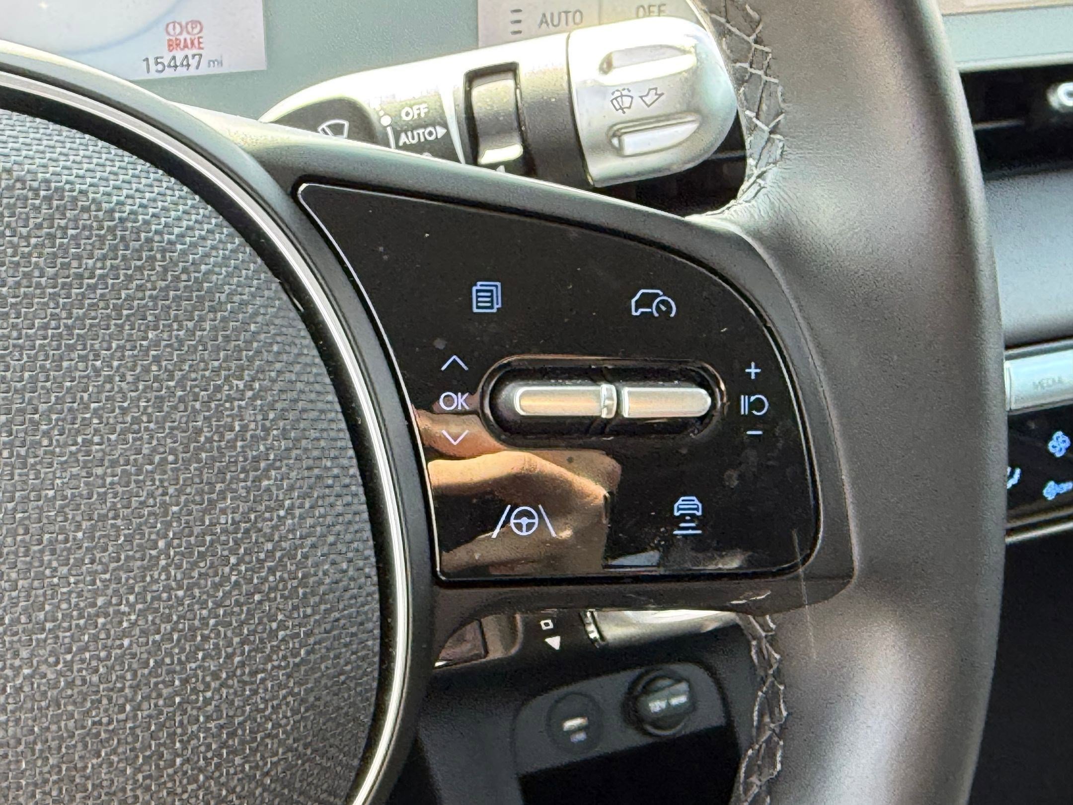 2024 Hyundai IONIQ 5 Limited - Photo 19