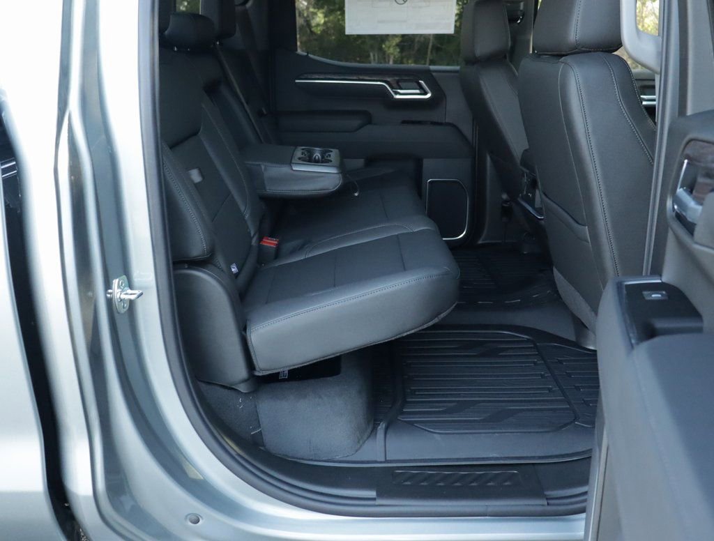 2026 GMC Sierra 1500 SLT - Photo 32