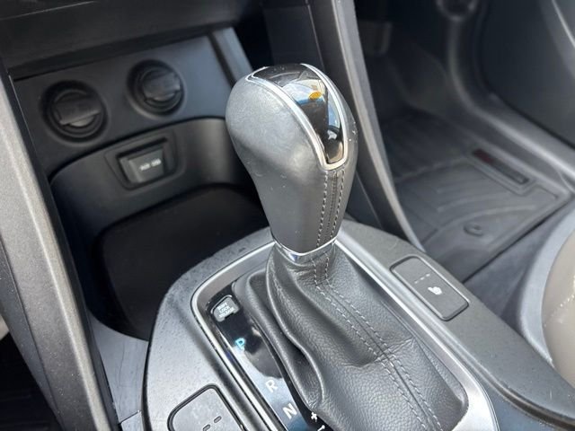 Used 2014 Black Hyundai 2.0T image 28