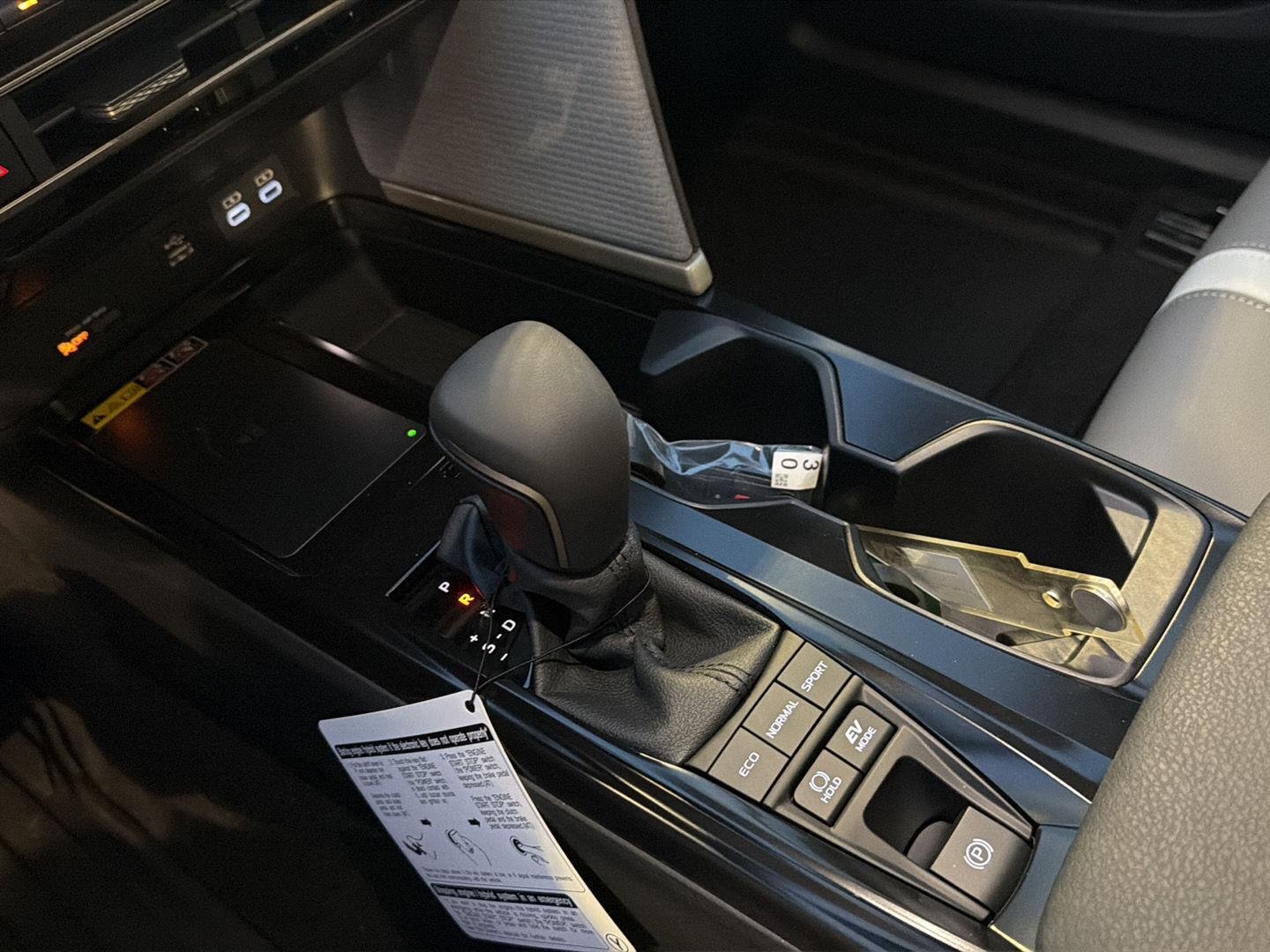New 2026 Reservoir Blue Toyota SE image 27