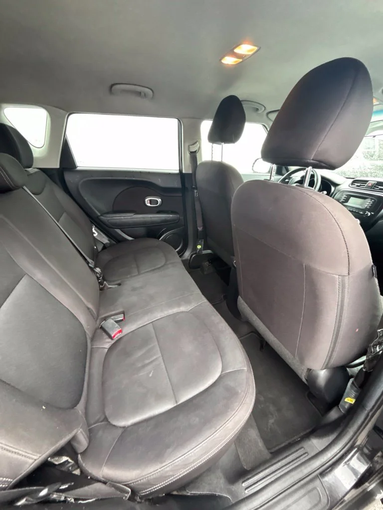 Used 2016 Black Kia Base image 22