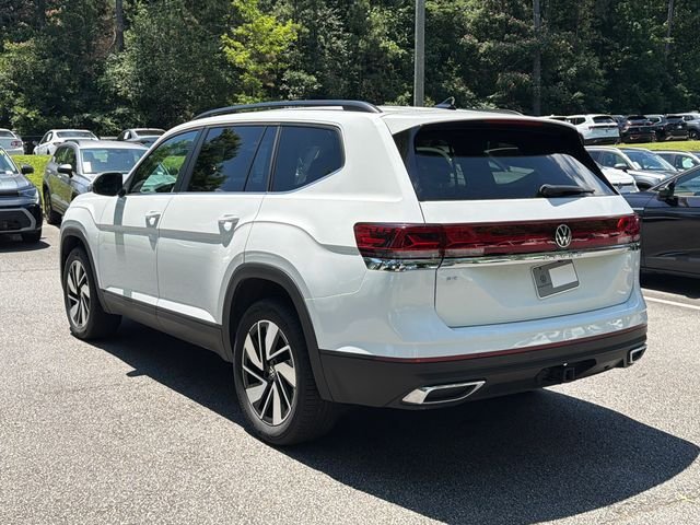 Used 2025  Volkswagen 2.0T SE w/Technology image 7