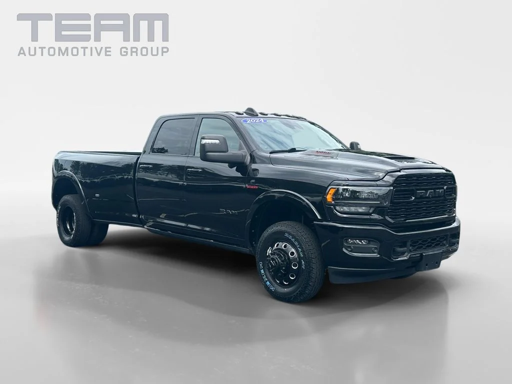 2024 RAM 3500 Limited 4X4 Crew Cab LWB's photo