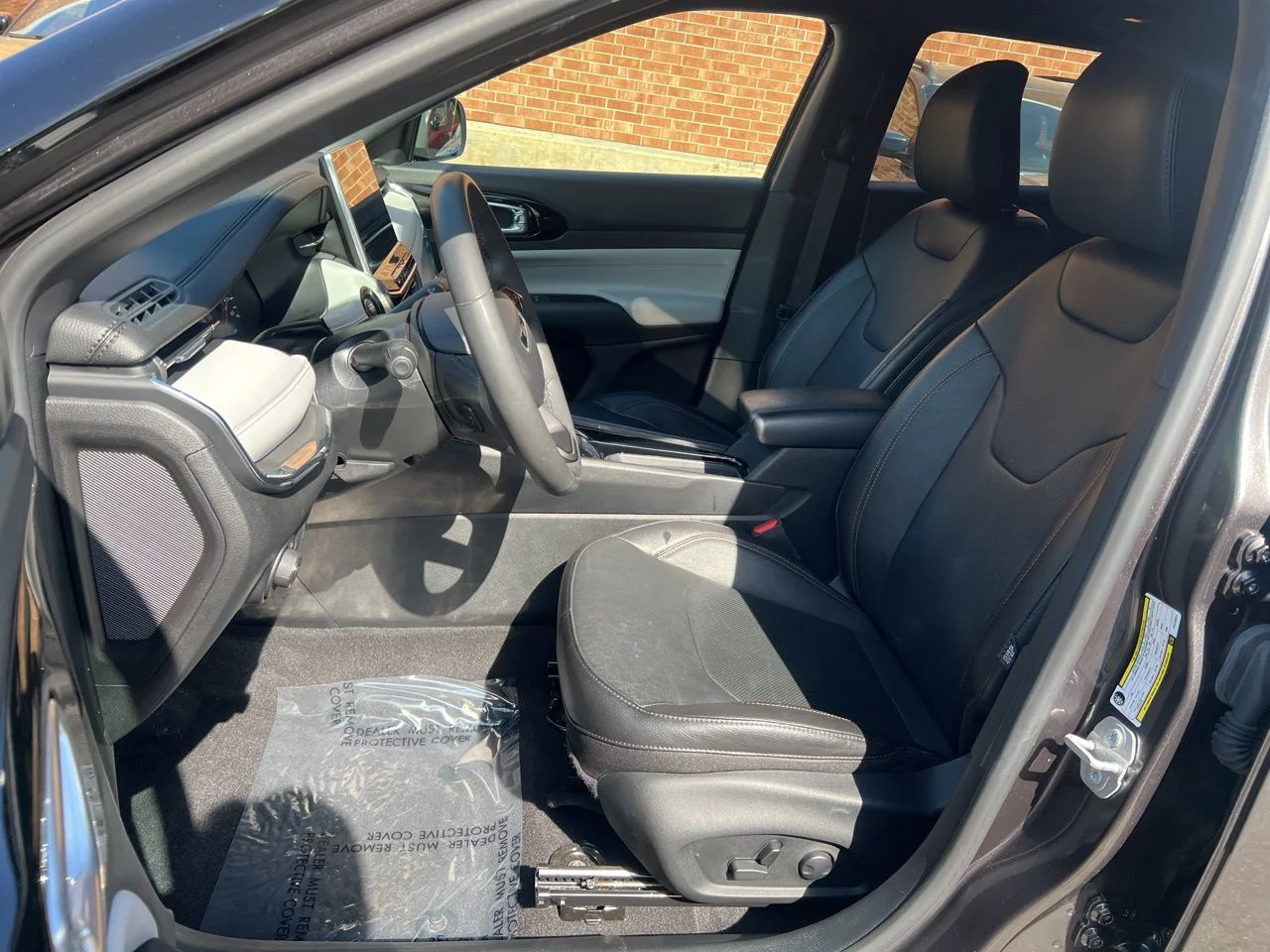 Used 2023 Gray Jeep Limited image 15