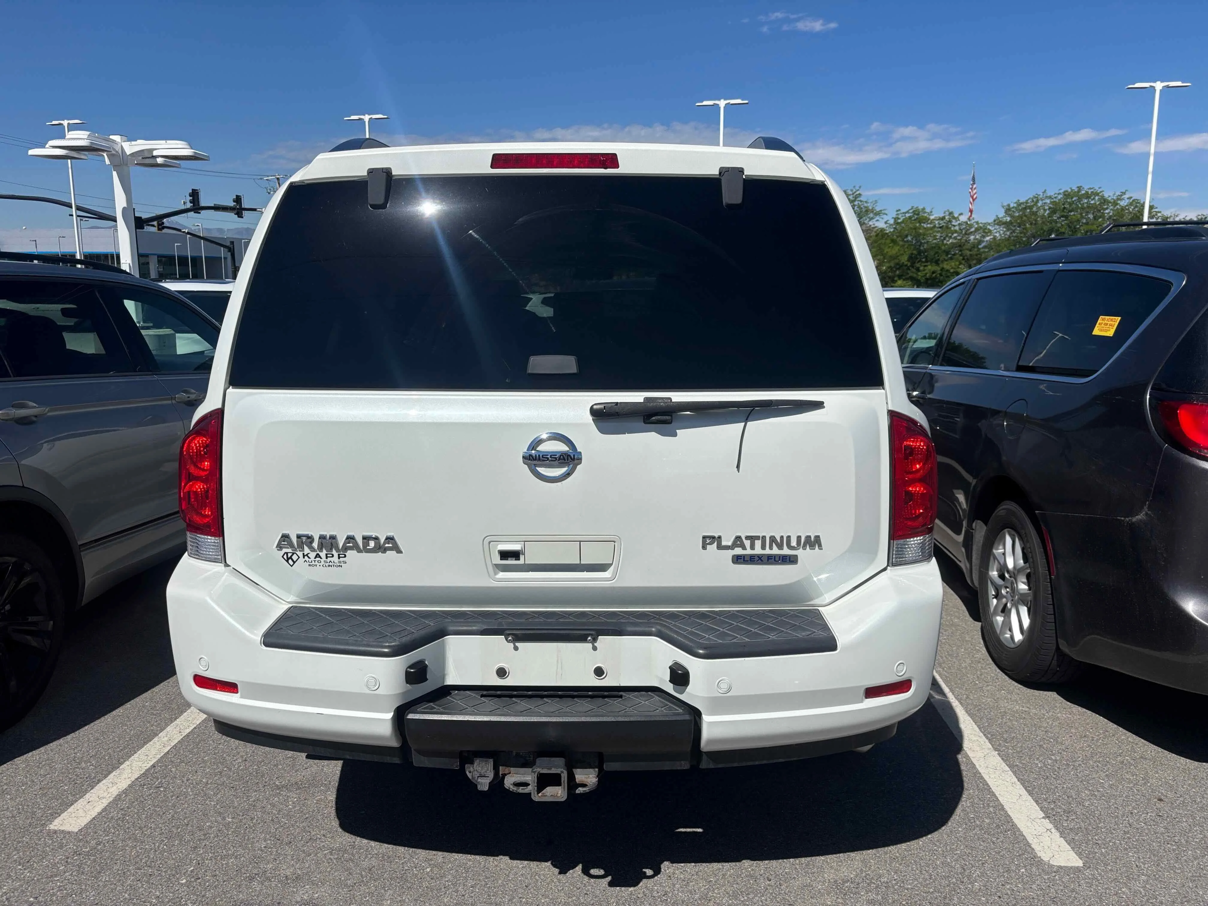 Used 2013 Pearl White Nissan Platinum image 5
