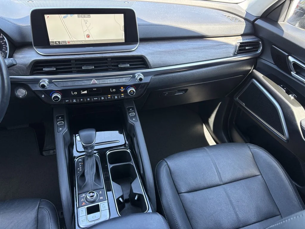 Used 2021 Black Kia EX image 34