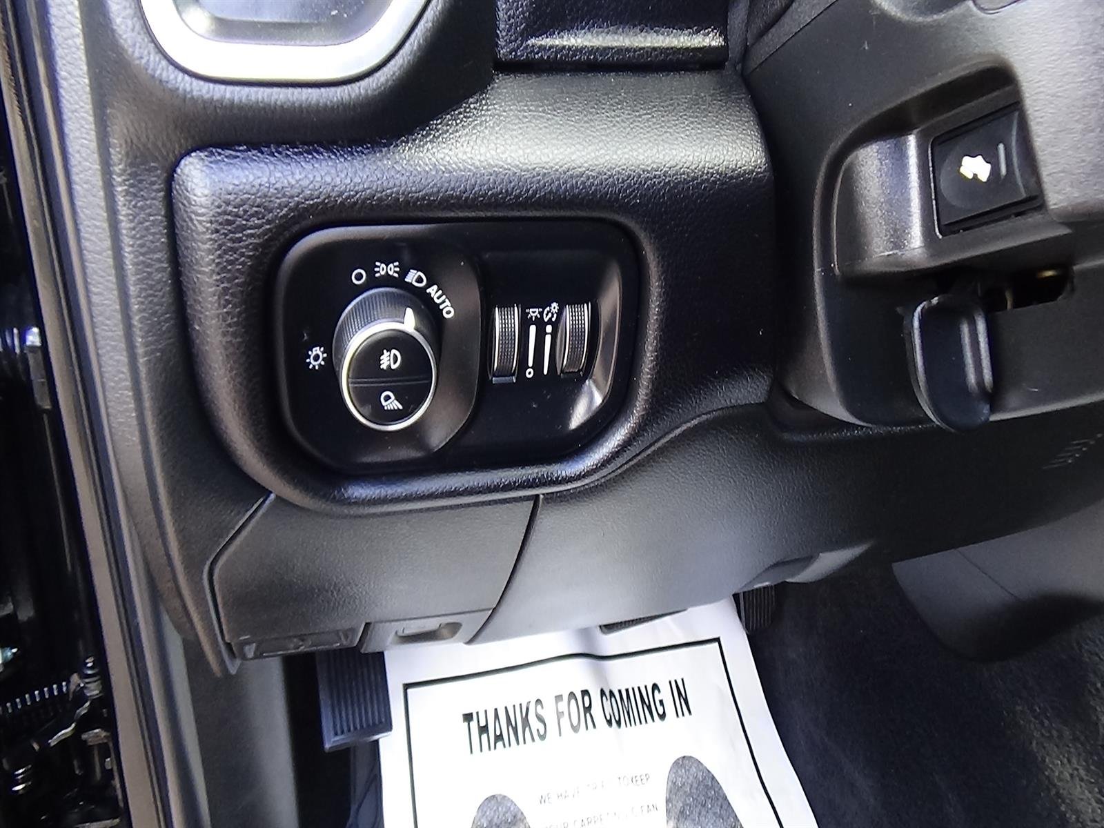 Certified Used 2024 Diamond Black Crystal Pearl Coat (pxj) RAM Laramie image 19