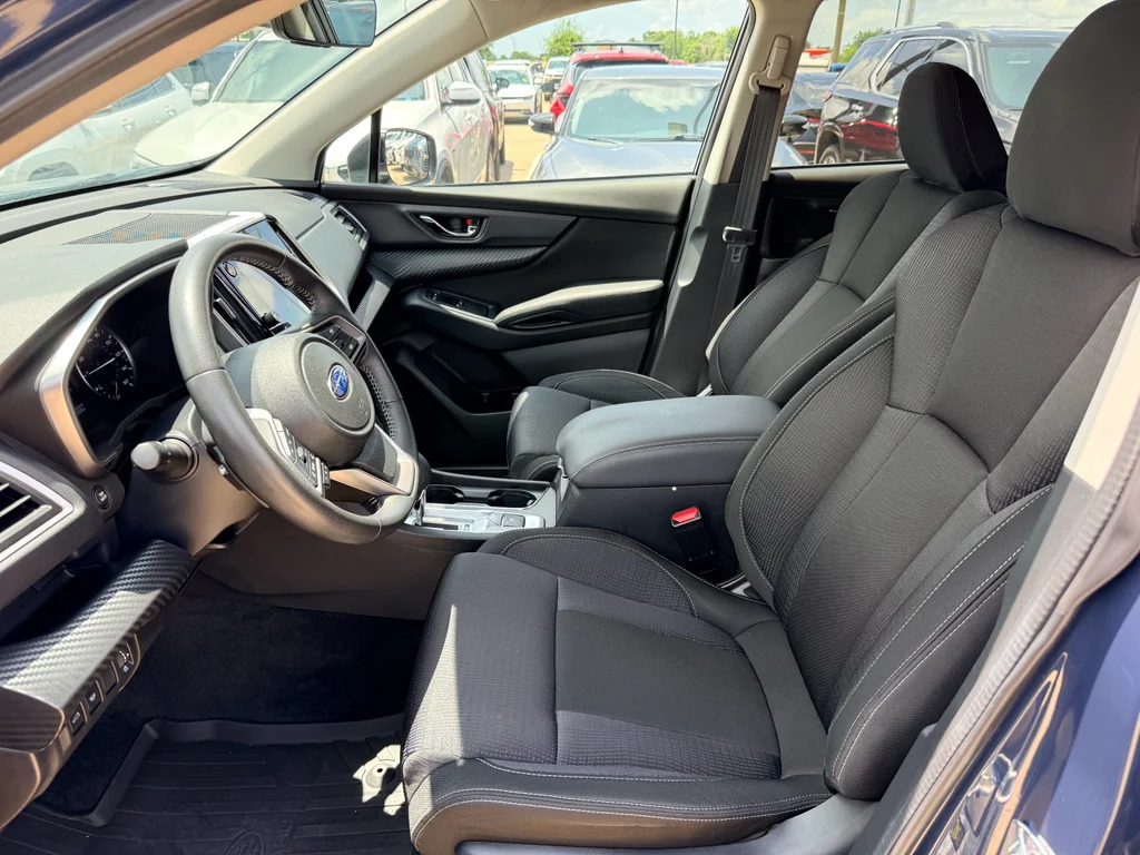 Used 2023 Cosmic Blue Pearl Subaru Premium image 11