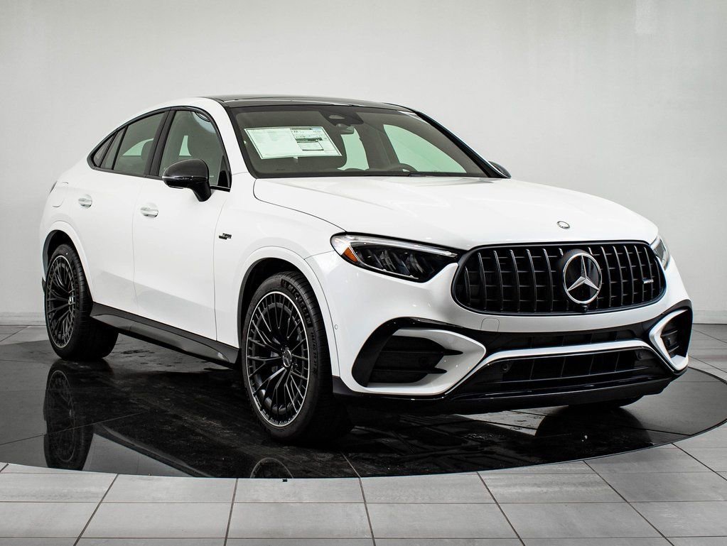 New 2026 MANUFAKTUR Moonlight White Metallic Mercedes-Benz GLC 43 AMG® image 12