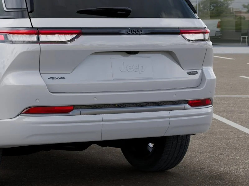 New 2026 Bright White Clear-Coat Exterior Paint Jeep Summit image 35