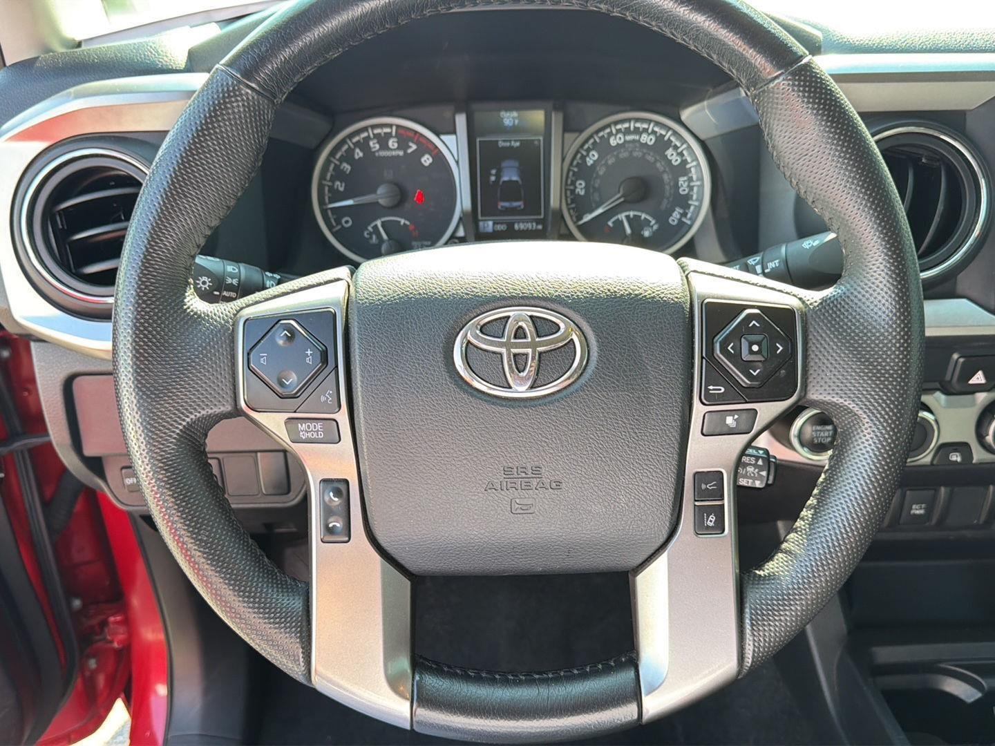 Used 2023 RED Toyota SR5 image 20