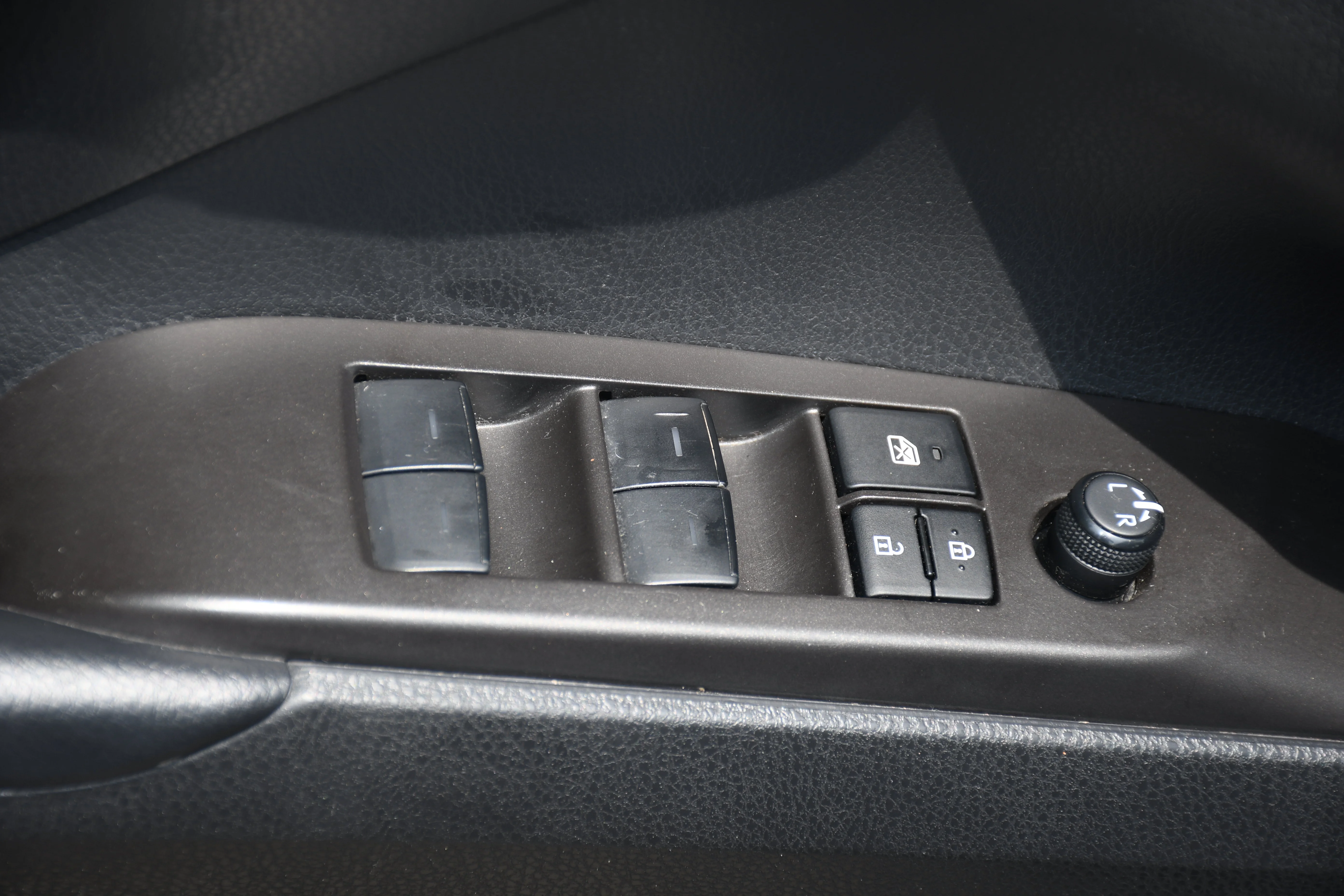 Certified Used 2023 Gray Toyota SE image 10