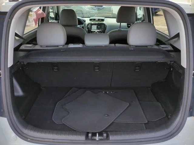 Used 2019 White Kia Plus image 13