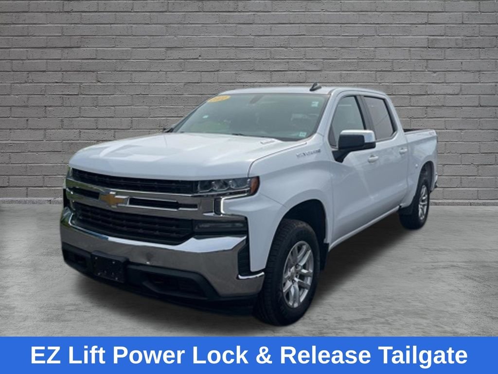 Used 2021 White Chevrolet LT image 28
