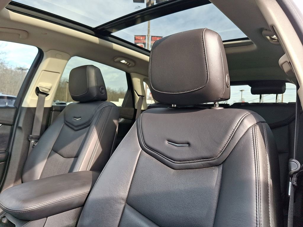 2017 Cadillac XT5 Luxury - Photo 17