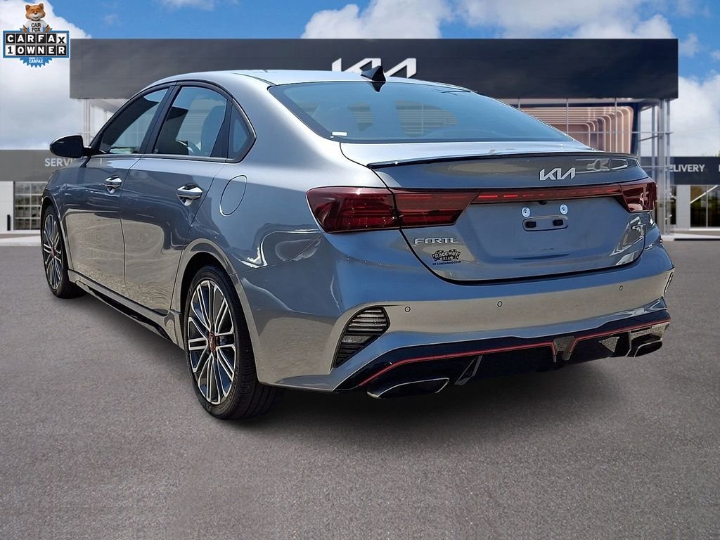 Used 2022 Gray Kia GT image 4