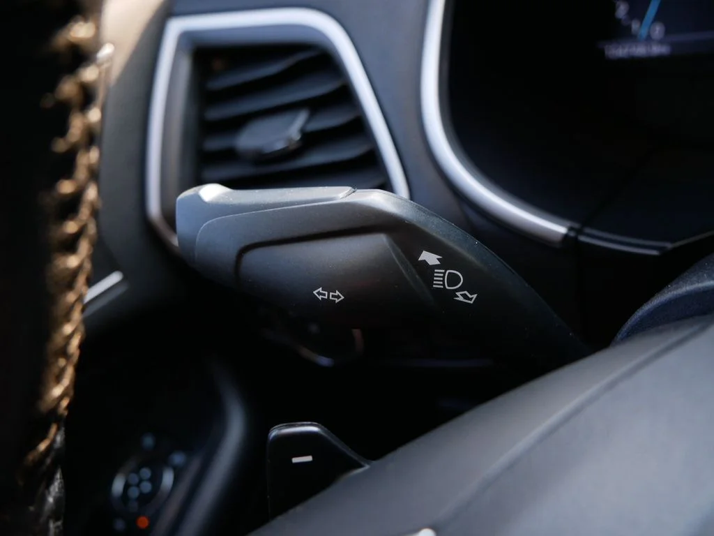 Used 2016 Blue Ford SEL image 20