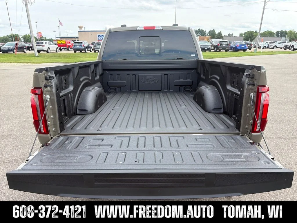 New 2026 Gray Ford Lariat image 22