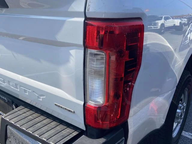 Used 2017 White Ford XL image 7