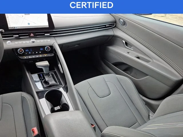 Used 2023 Red Hyundai SEL image 16