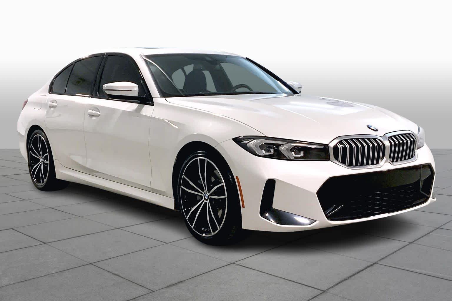 Used 2023 BMW 3 Series 330i with VIN 3MW69FF05P8D10233 for sale in Kansas City