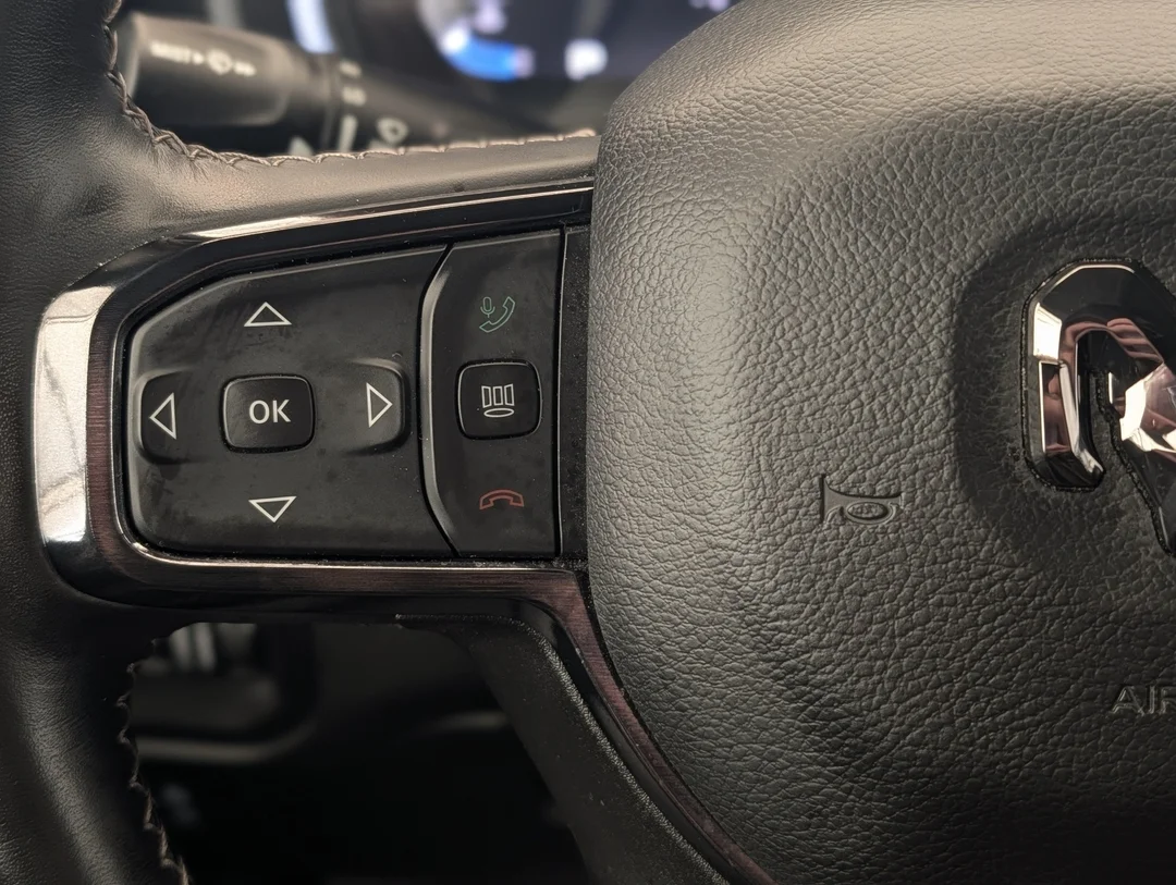 Used 2023 Black RAM Limited - - 4x4 - Pano Sunroof - 14.4 Uconnect NAV - 360 Camera & More! image 17