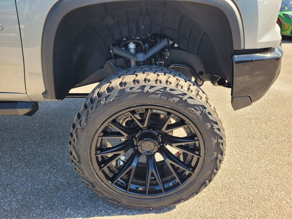 2026 Chevrolet Silverado 2500 HD Custom - Photo 10