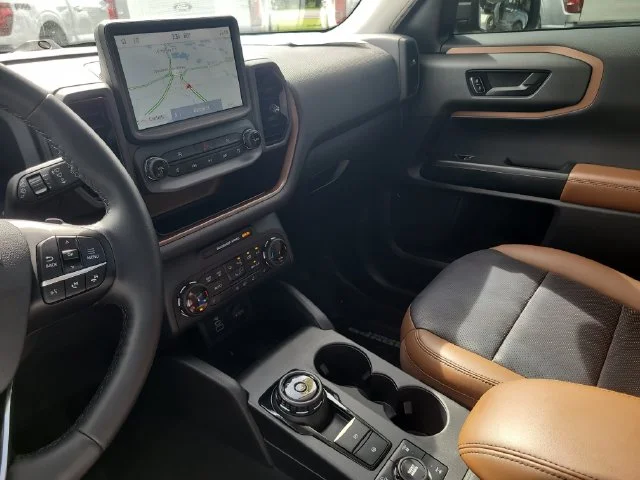 Used 2024 Gray Ford Badlands image 22