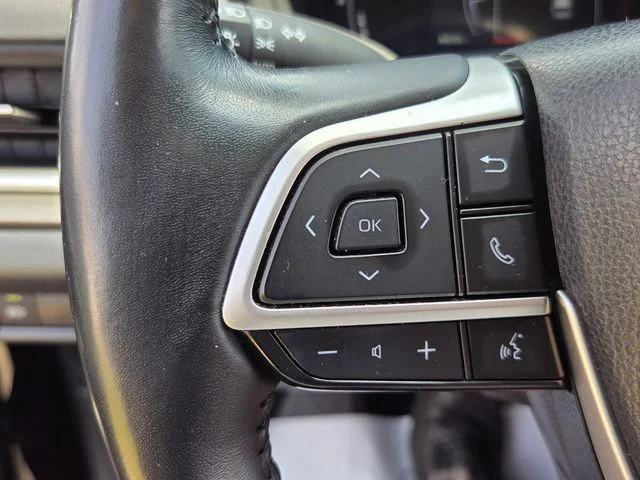 Used 2024 Black Toyota XLE image 26