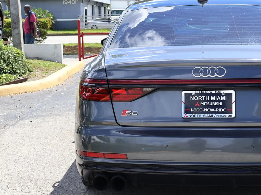 Used 2020 Gray Audi 4.0T image 21