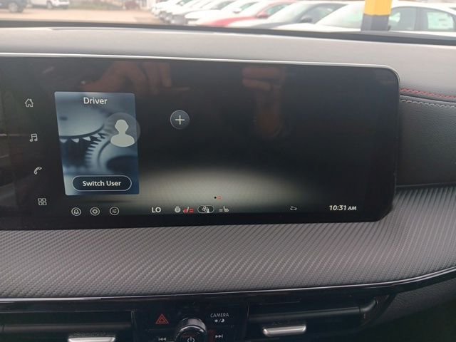New 2026 Aspen White TriCoat / Super Black Two-tone Nissan SR image 21