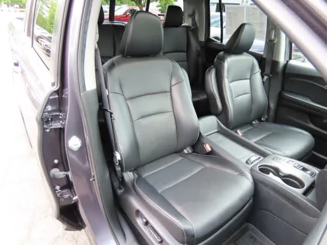 Certified Used 2022 Modern Steel Metallic Honda RTL image 17
